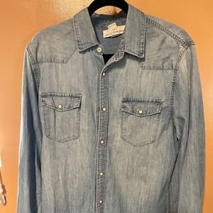 L.O.G.G. Denim Button down collard shirt